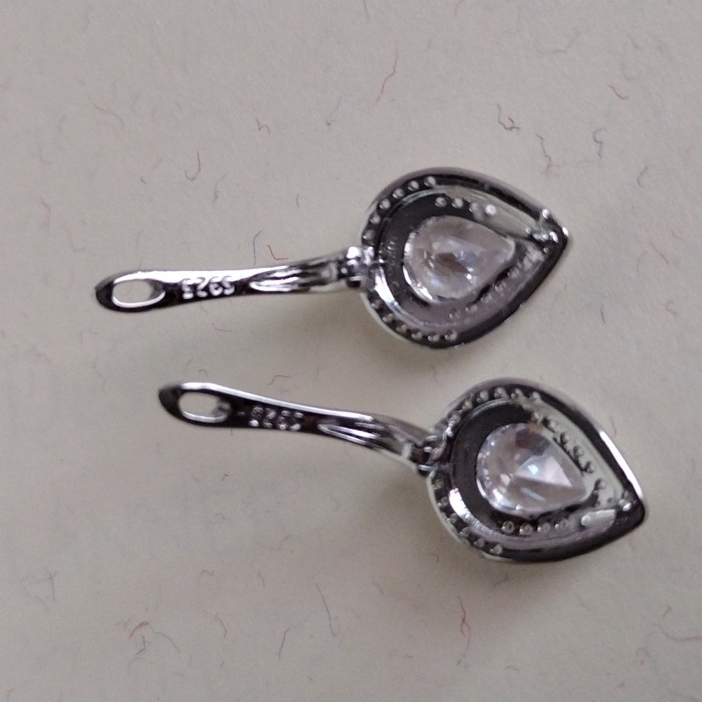 White Rhodium over sterling Silver drop earrings - Picture 6 of 6